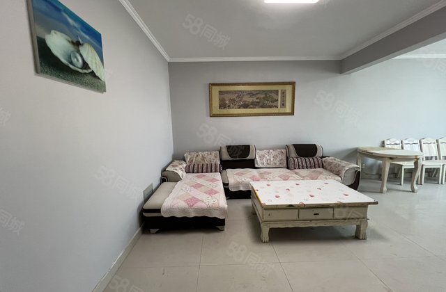 和馨园 月亮湾，丽水名都 金泉家园，育红  一墙之隔