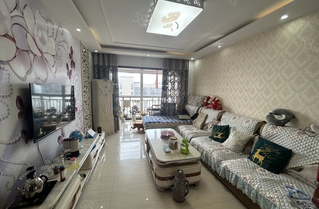 新东方龙湾在水一方 龙山南区 西安交大 划文轩 二实验带储