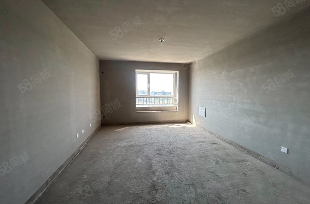 兰汀风景3室2厅106㎡79万二手房图片