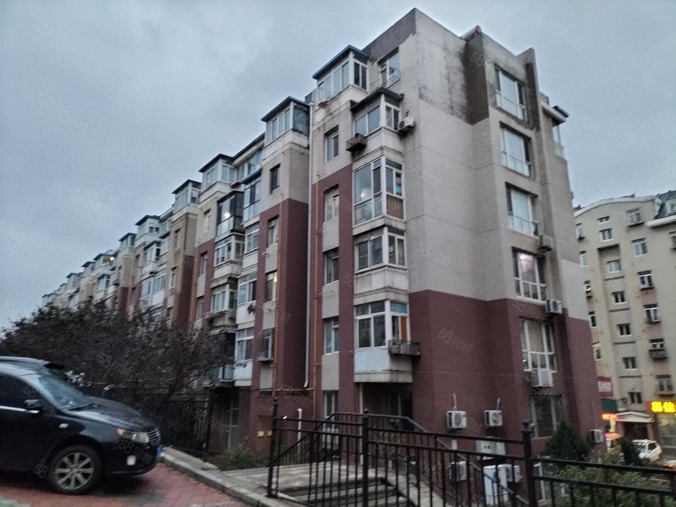 首付三万 四米大厅 地热 赠送大阳台 精装修,康顺园-大连58同城