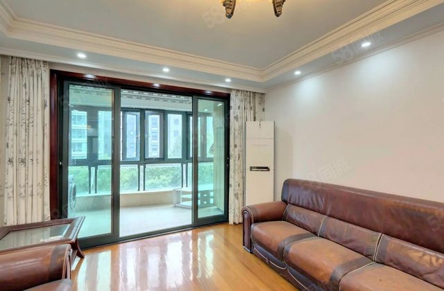 大华清水湾花园3室2厅154.63㎡895万二手房图片