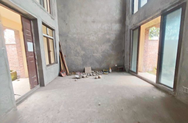 恒大云湖上郡观山悦(6-1期别墅)2室2厅109㎡110万二手房图片