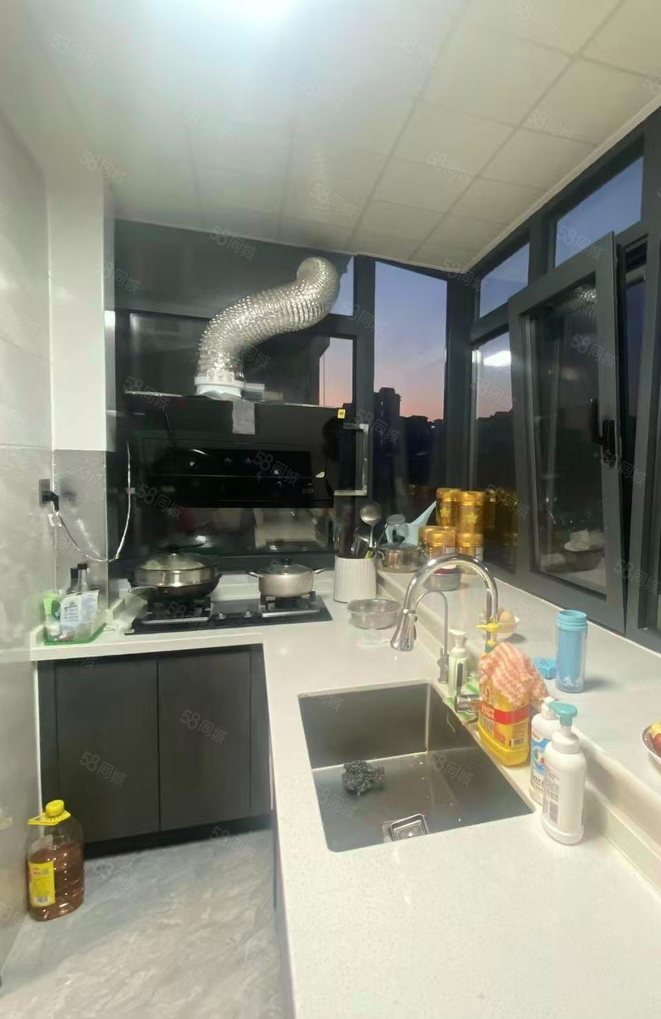 園丁西園2室2廳1衛(wèi)80㎡南北165萬