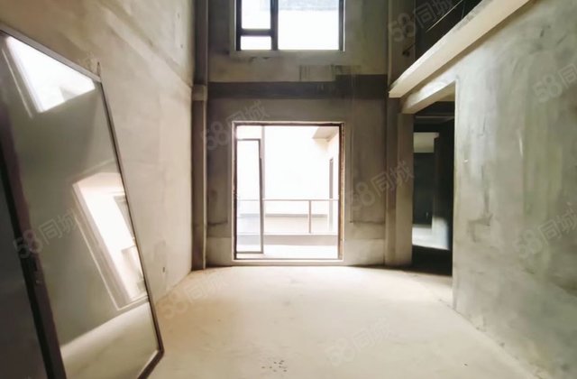 正荣白棠云麓(别墅)5室4厅216.23㎡350万二手房图片