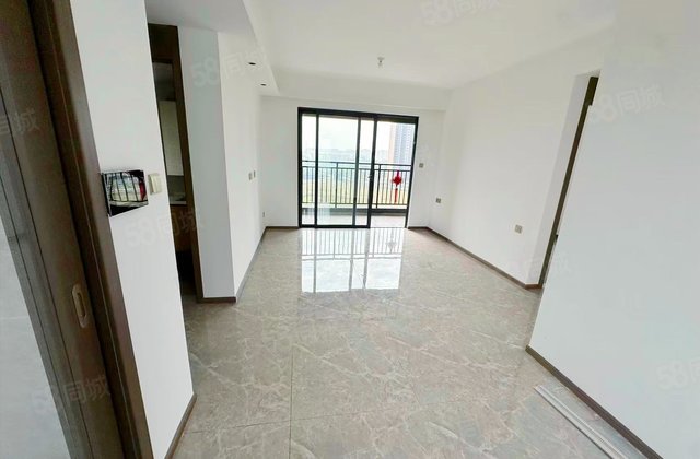 中南云锦4室2厅95㎡52万二手房图片