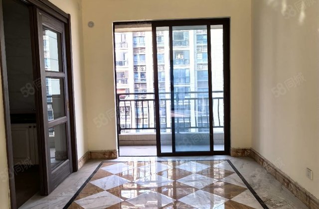 碧桂园江湾一号4室2厅141㎡62万二手房图片