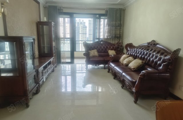 急售恒大名都 文轩本部 精装三室 中间楼层 免大税 随时看房