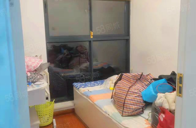 众星湘港2室1厅94.7㎡81.8万二手房图片