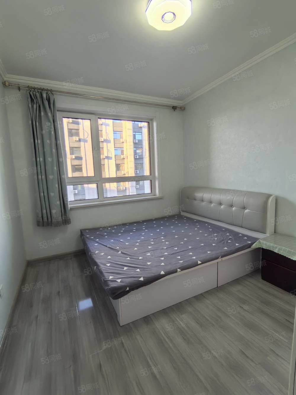 易航华府2室2厅1卫94㎡南北58.8万