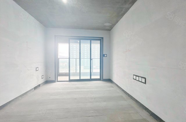 常绿东风宸苑3室2厅106.8㎡187万二手房图片