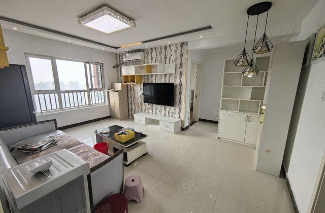 精装婚房 送专属车位 水岸花语 可6萬入住办完 滨河实验东苑