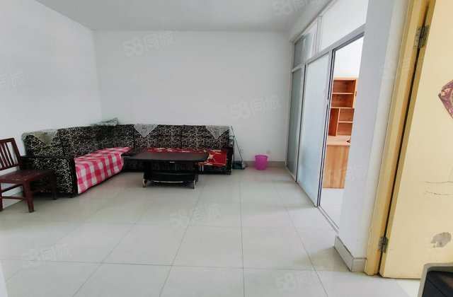 万达东邻 6萬入住洋房地暖公摊小 五中电大路 桐凤家园