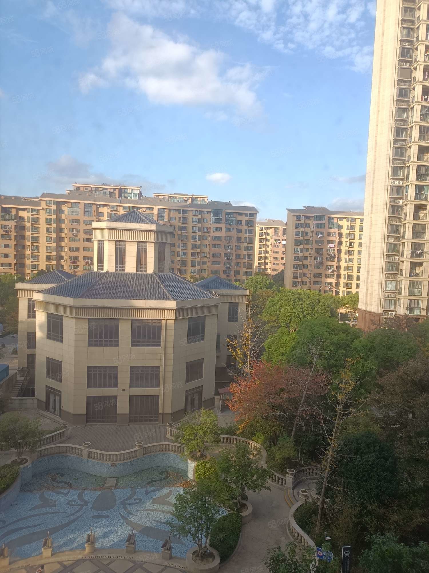 房产信息>昆山二手房>花桥二手房>花桥新城二手房>富隆花园居住区>