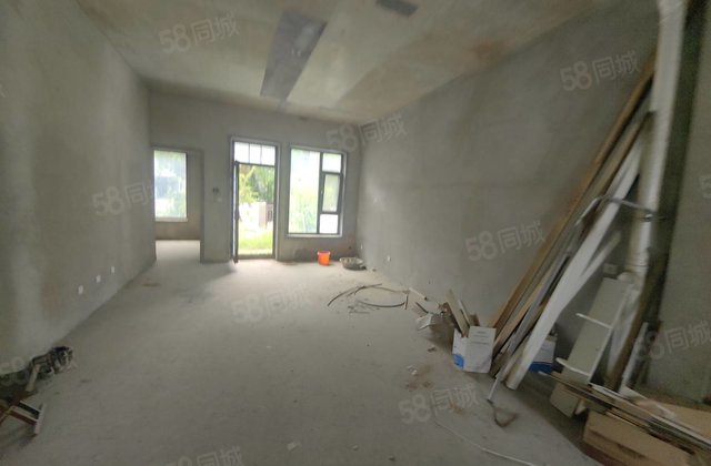 度假区 东昌府院 206平别墅 前后带院 证满2年随时看房