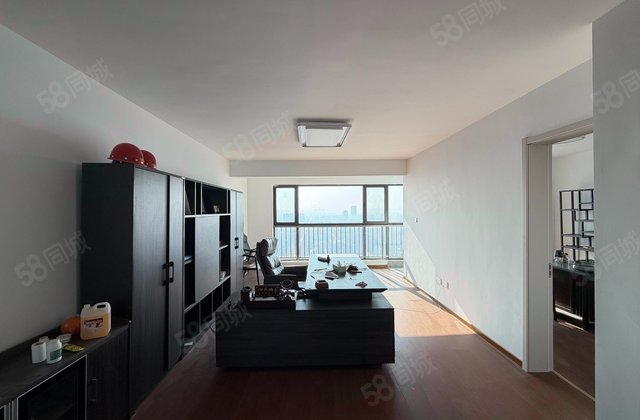 中港城和园(公寓住宅)5室2厅146.89㎡100万二手房图片