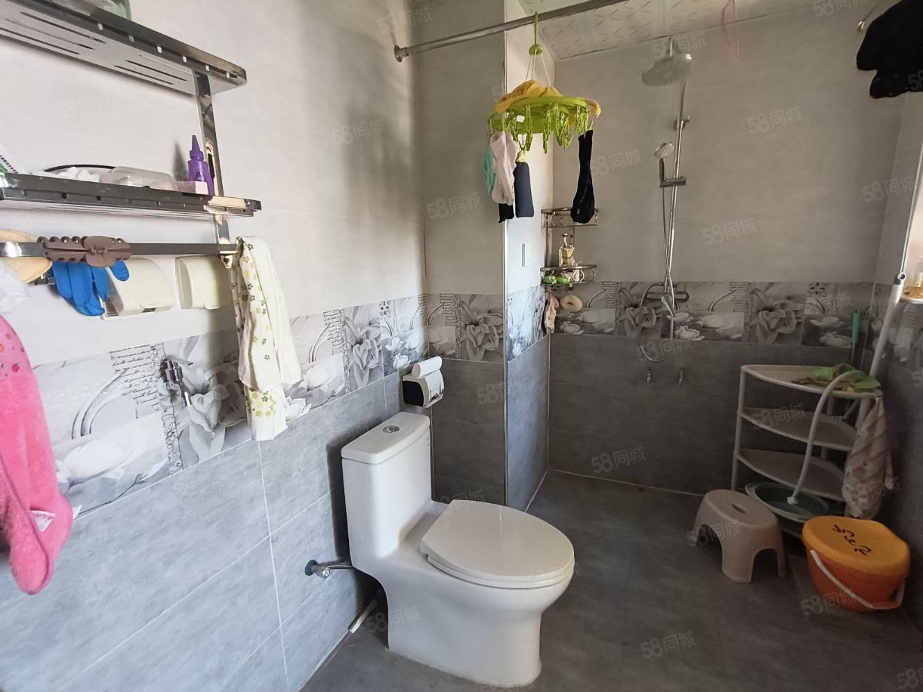 青湖铭城3室2厅2卫150㎡南北65万