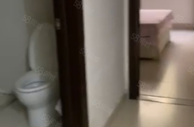 南美假日2室1厅90㎡68万二手房图片