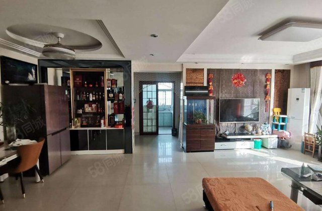 区政府！翡翠城电梯房送车位储