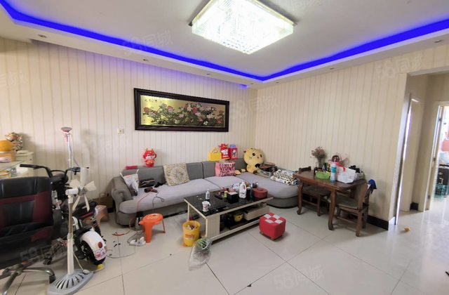 五星百货金鼎附近 三中东昌 单价七千多 水城华府 不是顶楼