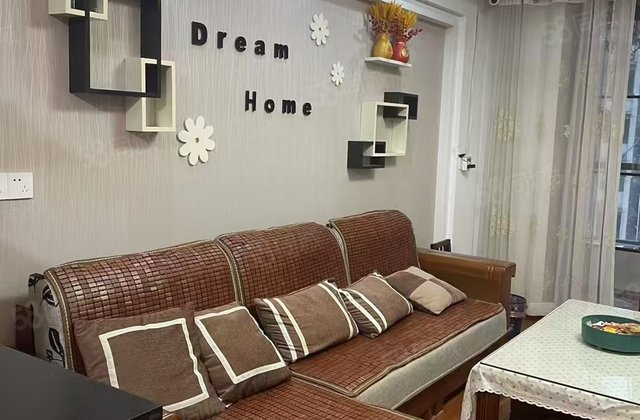 天新嘉苑3室2厅136.43㎡77万二手房图片