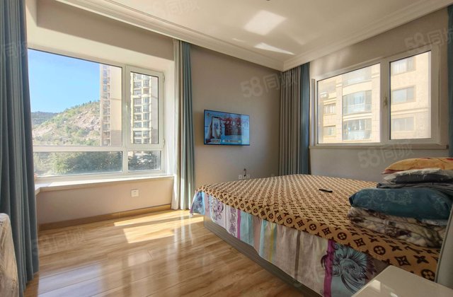 海悦山2室2厅92.84㎡88万二手房图片