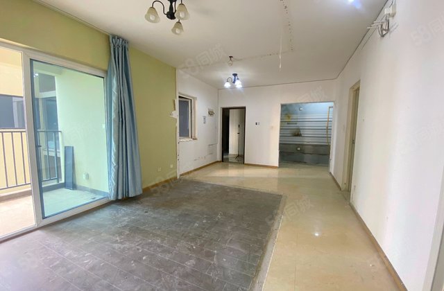 卓锦万黛4室2厅104㎡130万二手房图片