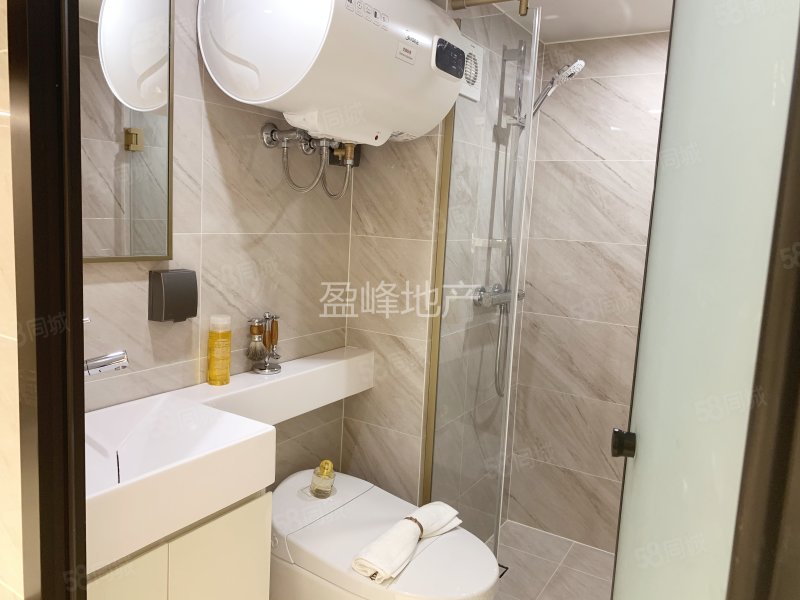 北滘双地铁 配套成熟 办公自住 月收2800 价可谈 送家私,深业城一期