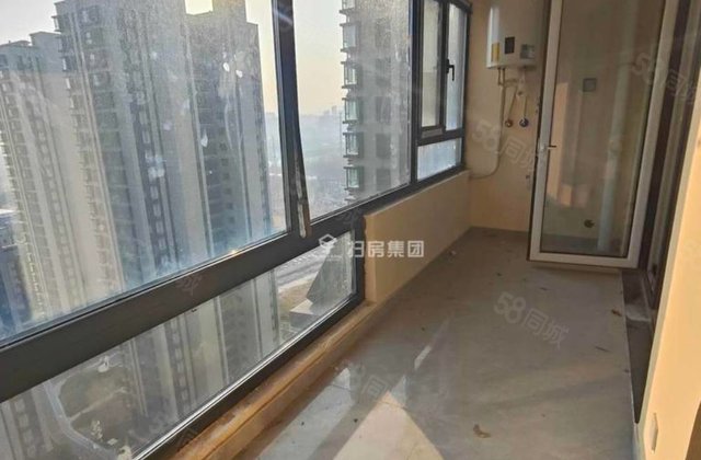 房东急售 三叶草 送车位 储藏室 一梯壹户 诚心出 保证真实