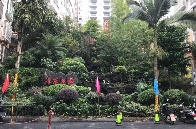 琅东花园3室2厅128.6㎡29.8万二手房图片