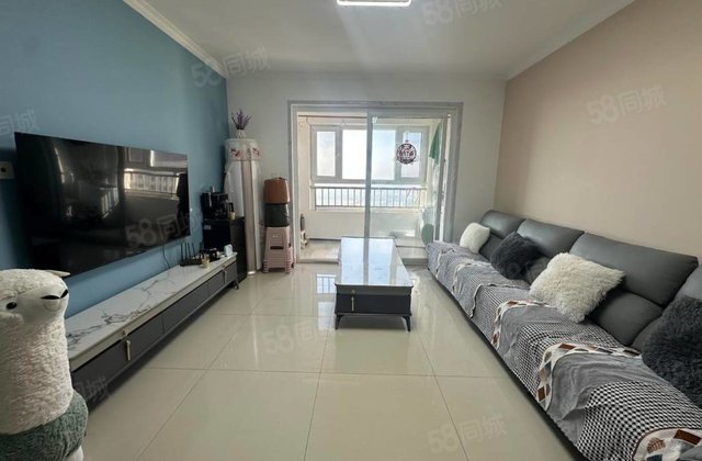 急售西文轩高铁一中，电梯精装三室，集贤小区西湖馨苑。