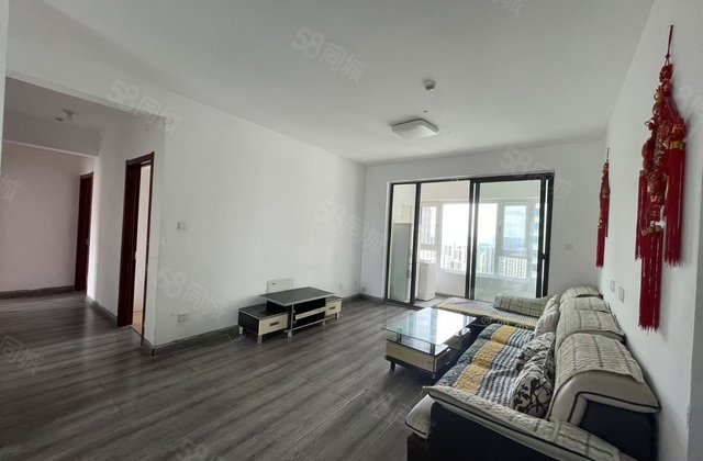 荣盛锦绣学府3室，带车位储藏室！