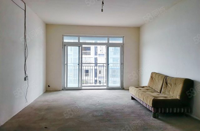 畔山桃园3室2厅108.89㎡75万二手房图片