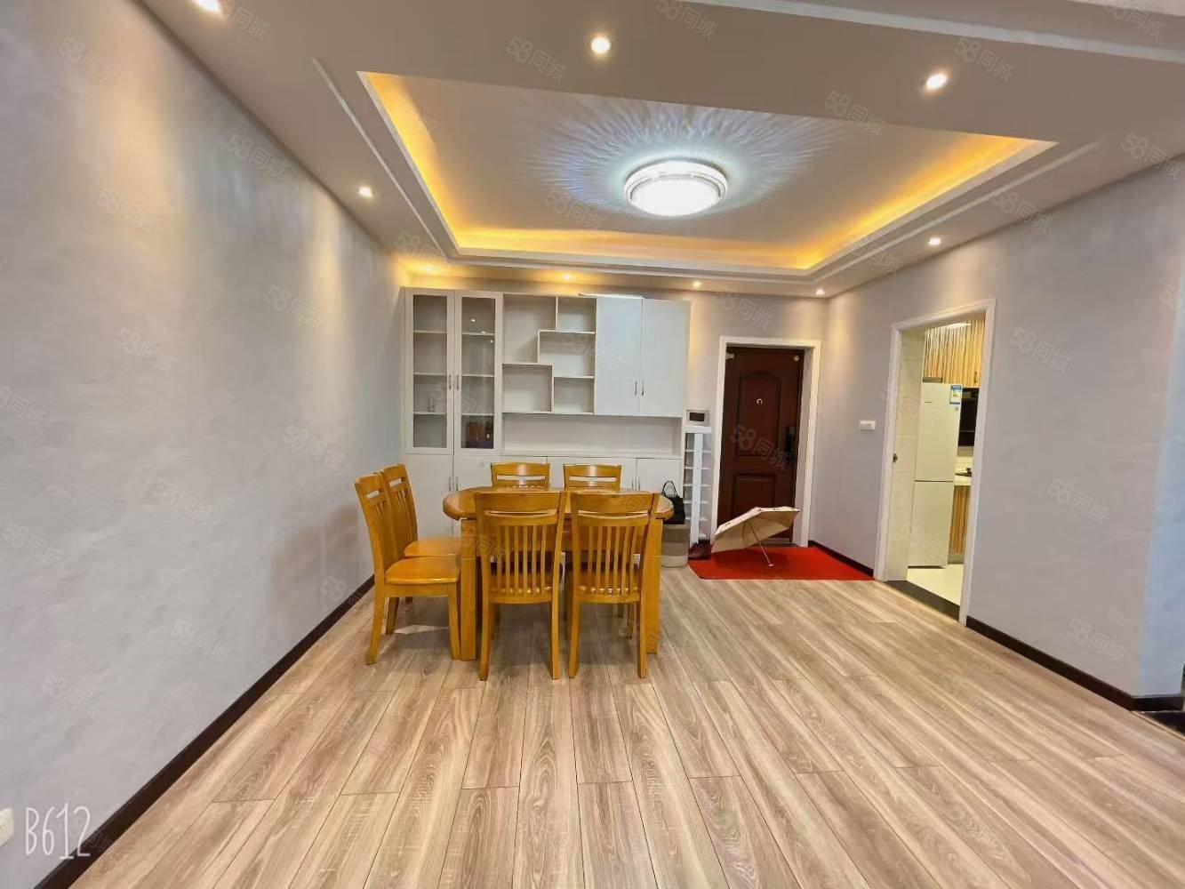 维多利亚3室2厅1卫110㎡南北69万