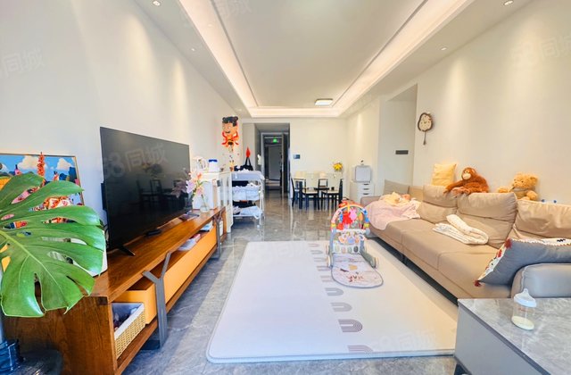 华侨城天鹅堡(金沙洲)3室2厅95㎡238万二手房图片