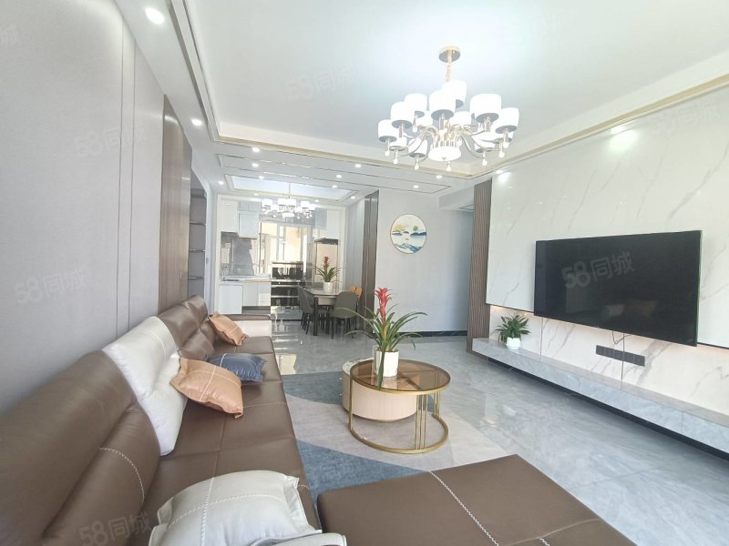 富康珑庭4室2厅2卫122.5㎡东西79.8万