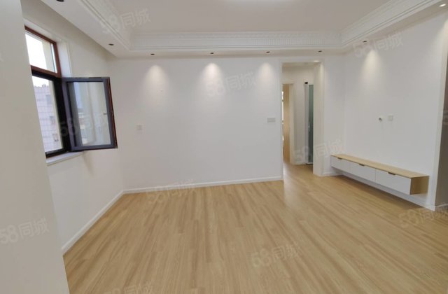 兴华路 东昌本部 精装三室 边户 带储