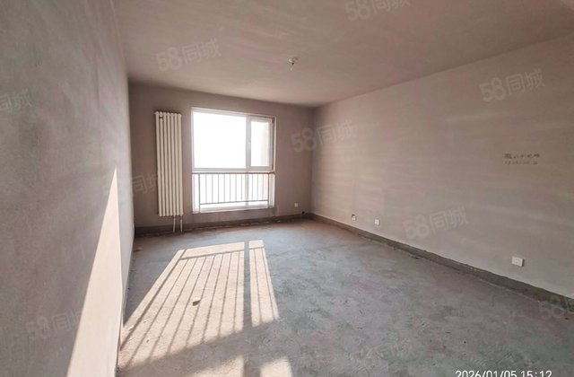 豪景铭居3室2厅136㎡96万二手房图片