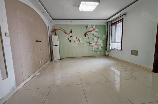 急售 东昌路  紧邻湖边  水城嘉苑 三室电梯房