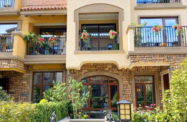 罗浮世家(二期)4室2厅151.52㎡360万二手房图片