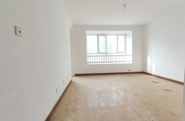 房东急售 7千多 送车储新房未住 金柱大学城  三室双卫