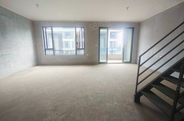 花样年香门第世家4室2厅179.17㎡210万二手房图片