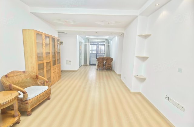 银屏雅苑2室2厅95㎡75万二手房图片