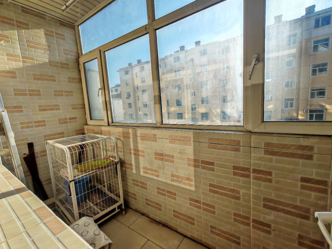 茂源小区3室2厅2卫99㎡南北38.5万