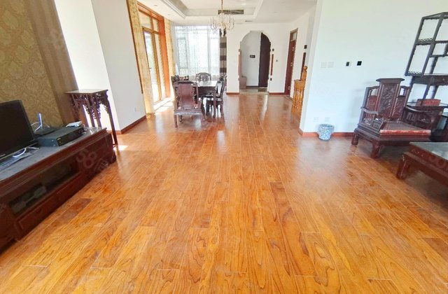 丽山国际(北美原著)4室2厅380㎡696万二手房图片