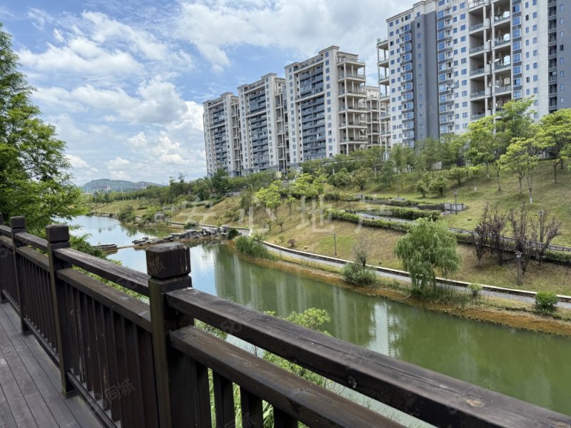 天屿花城((别墅)8室3厅7卫396㎡南北338万