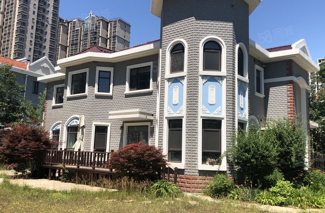 圣得花园独栋 送2亩超大私人院子458平1450万 急售随时