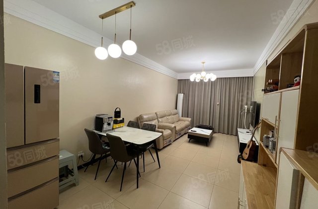 融创美伦熙语2室1厅72.57㎡70万二手房图片