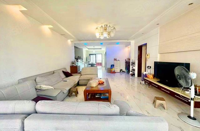 金都花园4室2厅178.66㎡200万二手房图片