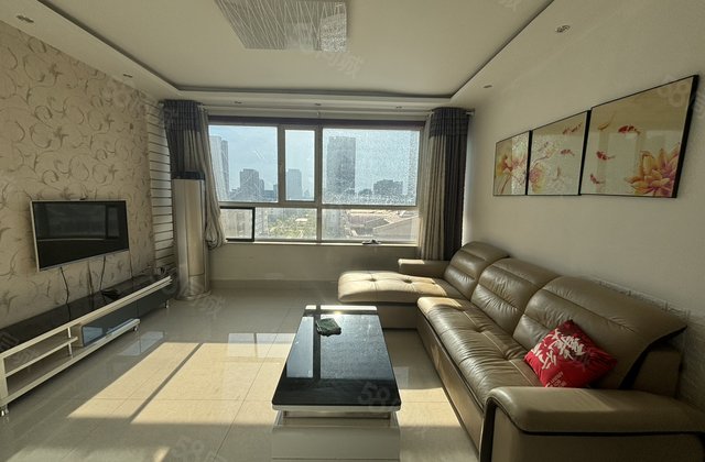 湖边商品电梯边户双卫！诚心急售可聊！观澜一品名人苑城市主人