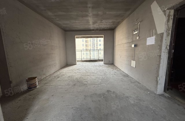长江首府3室2厅126㎡49.8万二手房图片